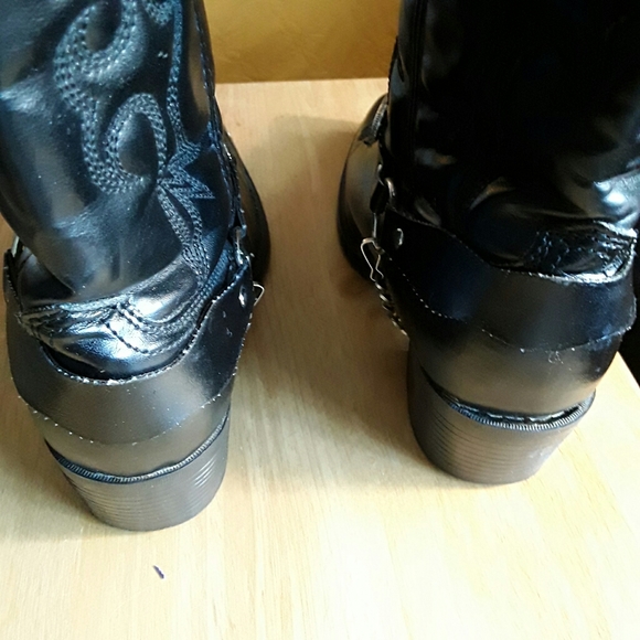 Dingo Womens Boots. Size 4 1/2 - Picture 6 of 10